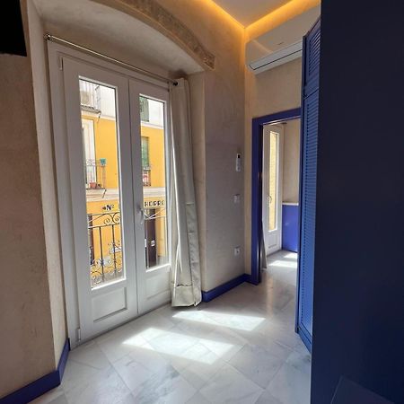 Philippe'S Home Triana Seville Luaran gambar